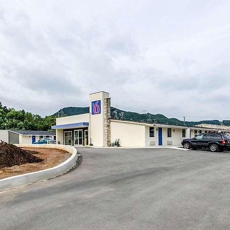 Motel 6 Troutville, Va Exterior photo