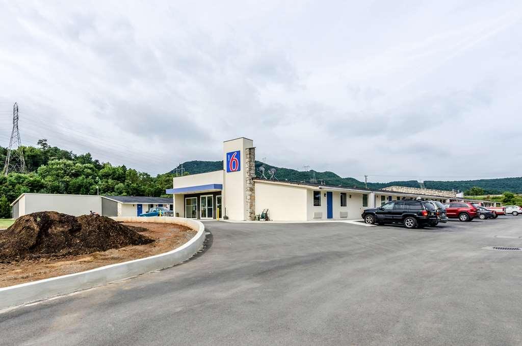 Motel 6 Troutville, Va Exterior photo