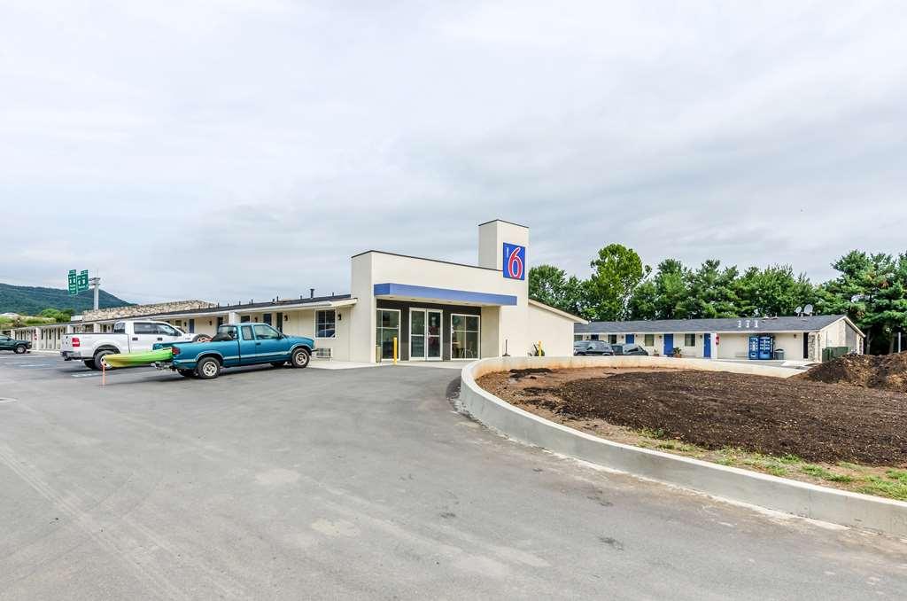 Motel 6 Troutville, Va Exterior photo