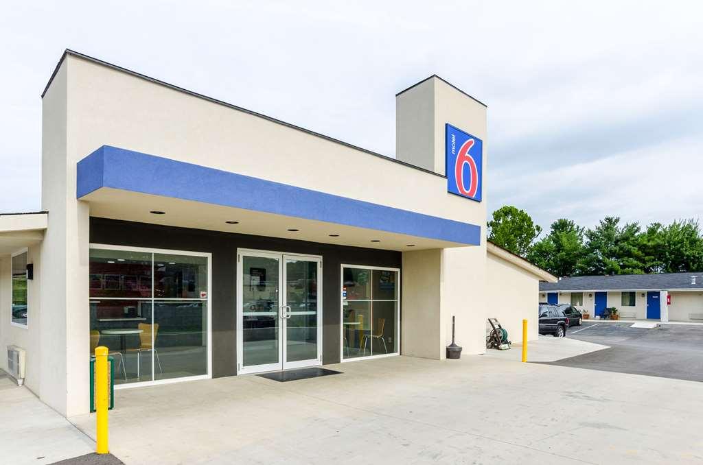Motel 6 Troutville, Va Exterior photo