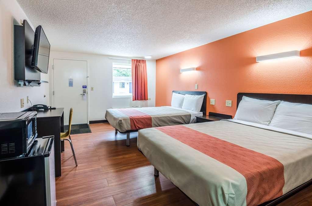 Motel 6 Troutville, Va Room photo